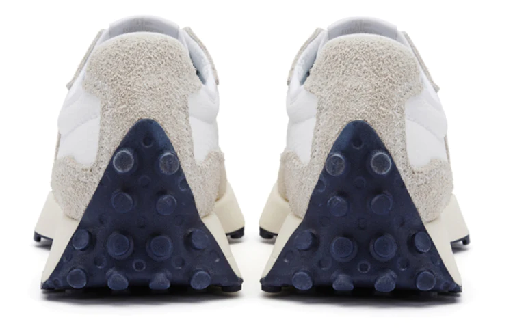 NEW BALANCE 327 'Moonbeam'