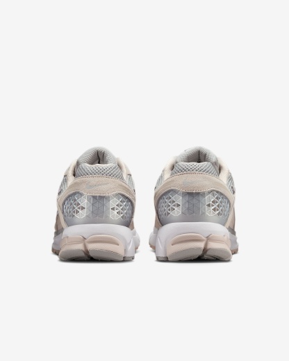 Nikhjgke Zoom Vomero 5