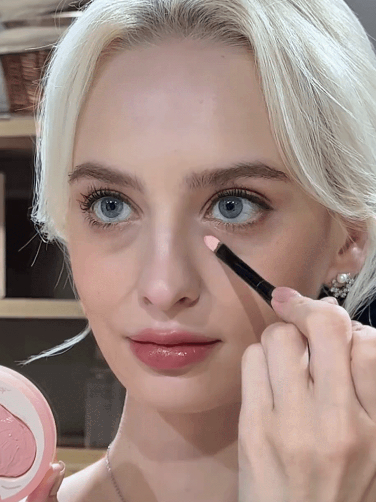 30-second tear trough dual-tone highlighter palette