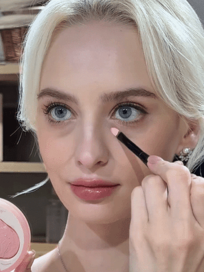 30-second tear trough dual-tone highlighter palette