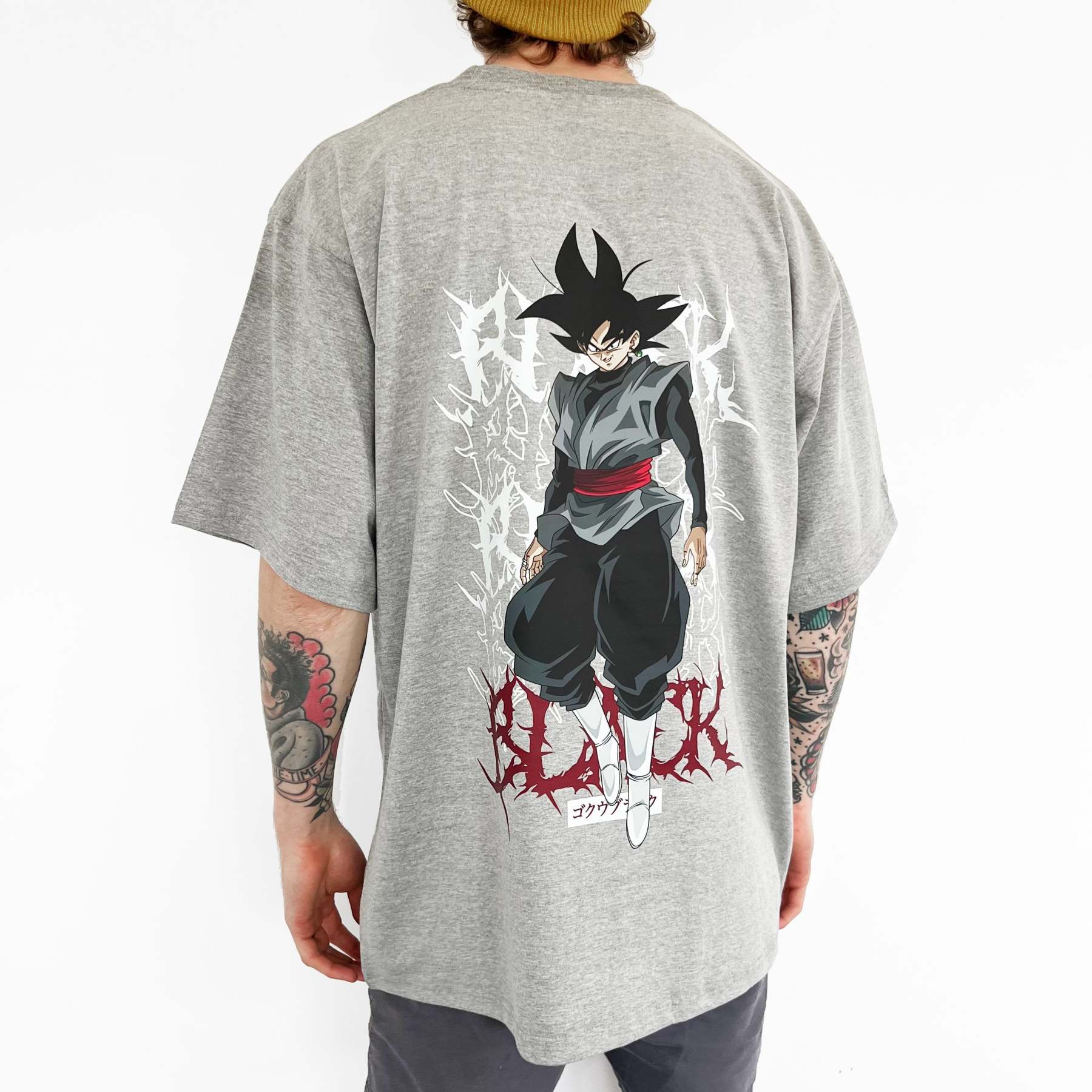 Black T-shirt (heather grey)