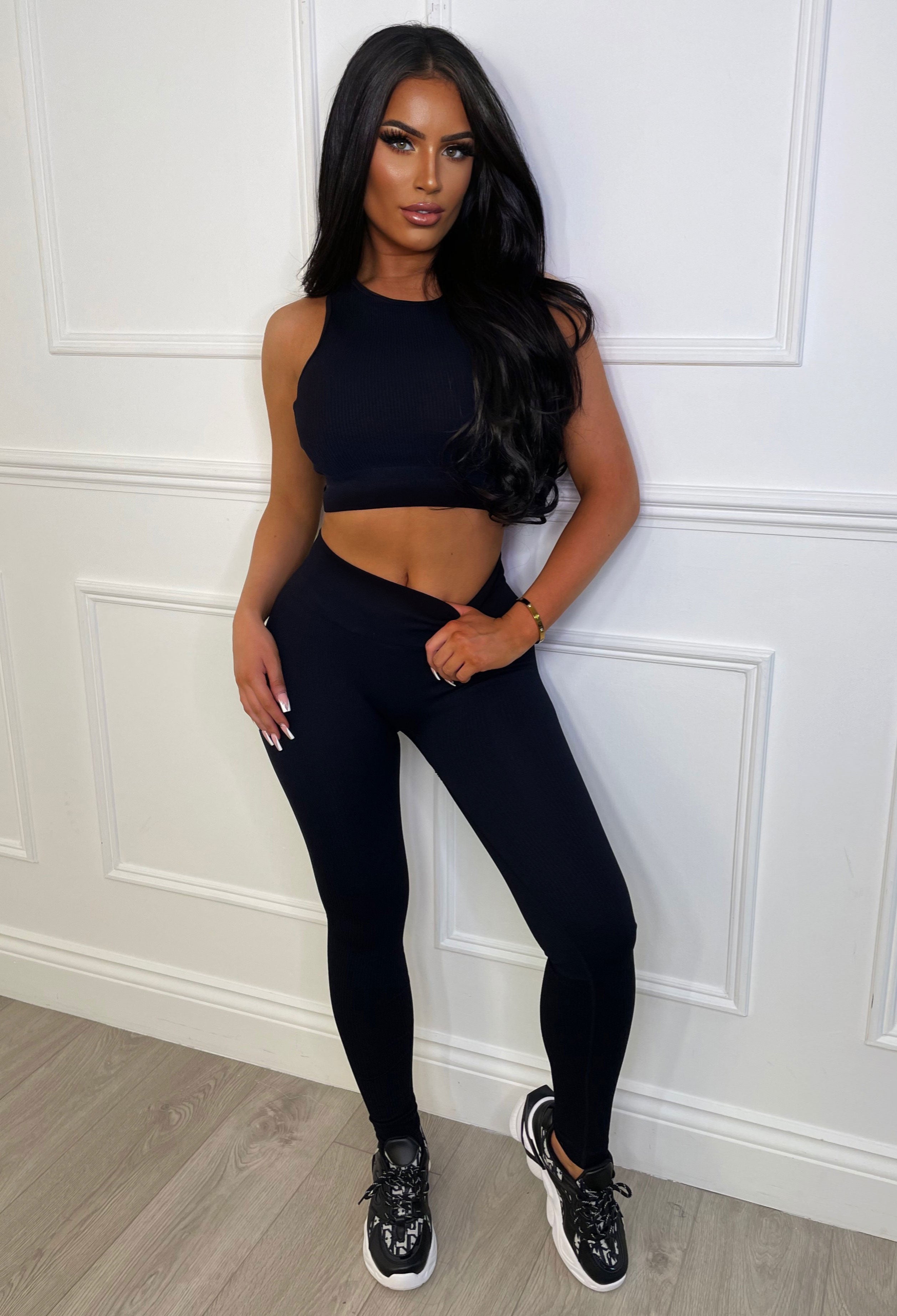 Smashing It Black Two Piece Crop Top & Leggings Set-Sawsky. All Rights Reserved.