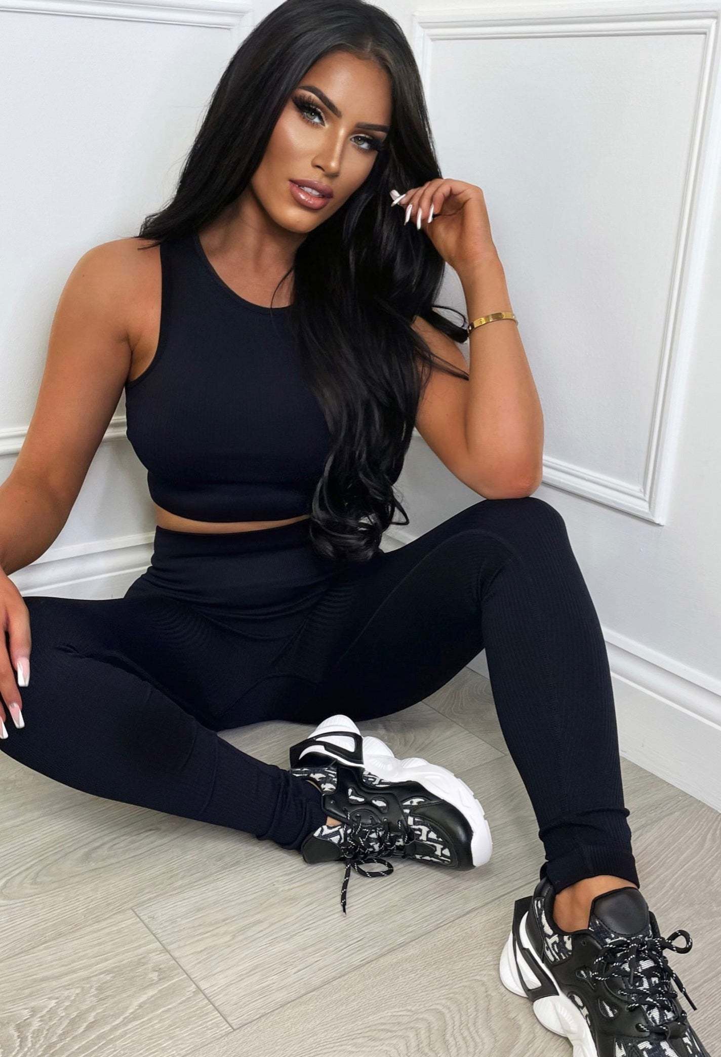Smashing It Black Two Piece Crop Top & Leggings Set-Sawsky. All Rights Reserved.