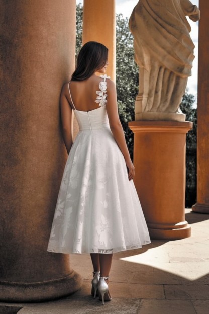 Elegante Hochzeitskleider A Linie Spitze Brautkleider Kurz Online