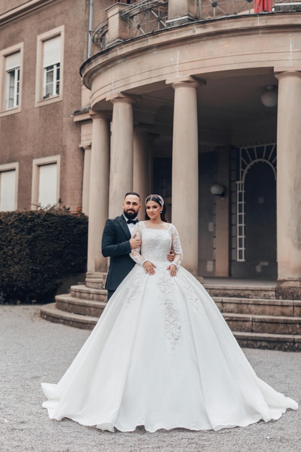 Luxus Hochzeitskleider Mit Ärmel | Prinzessin Brautkleider Spitze-Misshow.de
