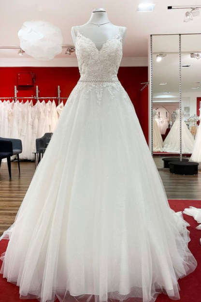 Schöne Hochzeitskleider A Linie | Brautmoden Mit Spitze