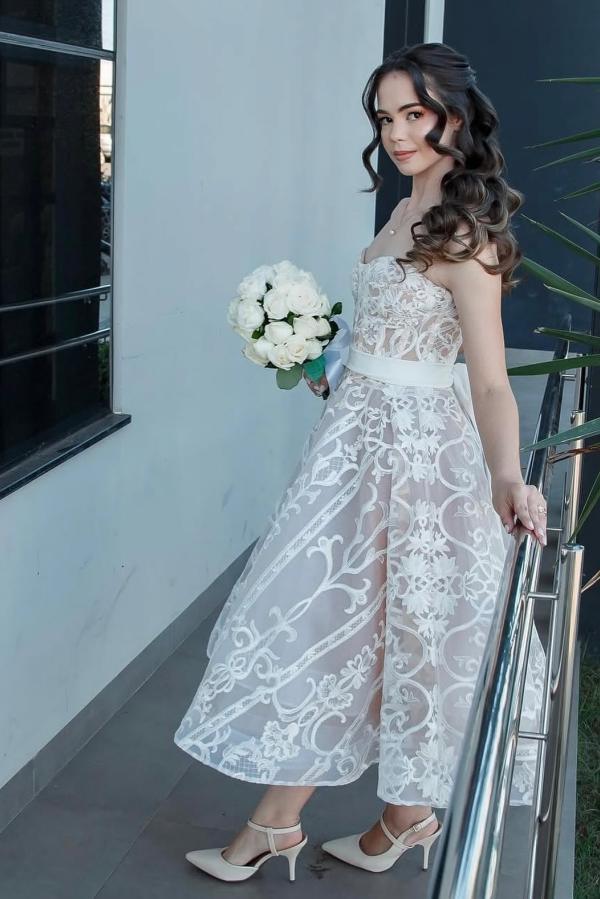 Elegante Hochzeitskleider A Linie Kurz Spitze Brautkleider Günstig Online-Misshow.de