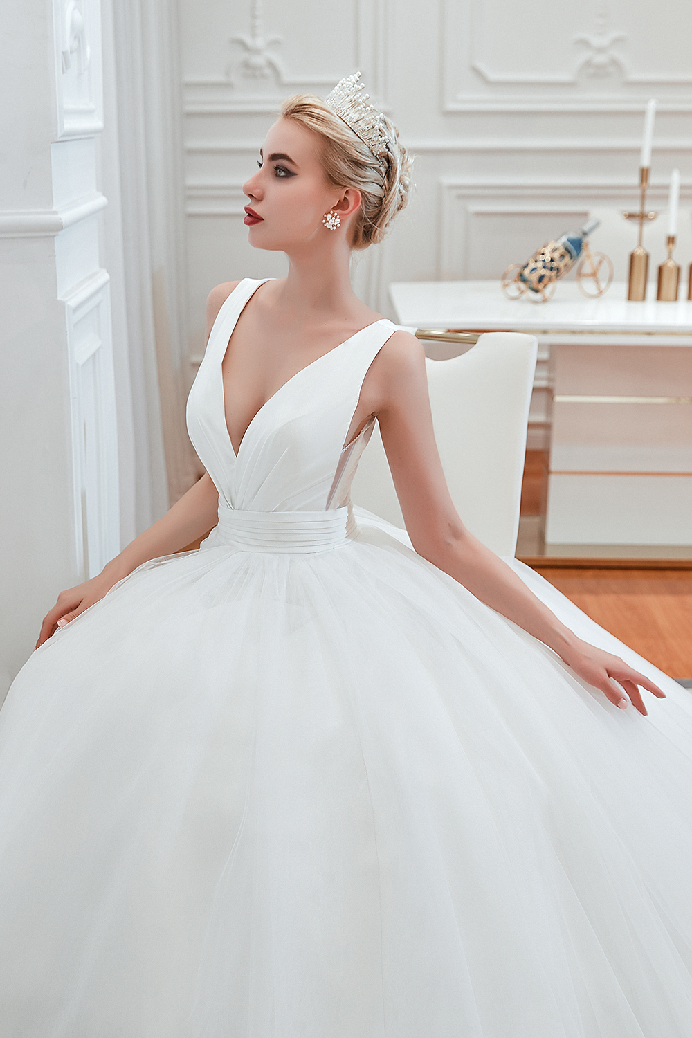 Schlichte Hochzeitskleider Prinzessin Tülle Brautkleid V Ausschnitt