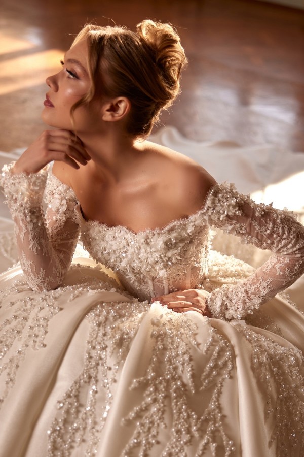 Extravagante Hochzeitskleider Prinzessin Glitzer Brautkleider mit Ärmel