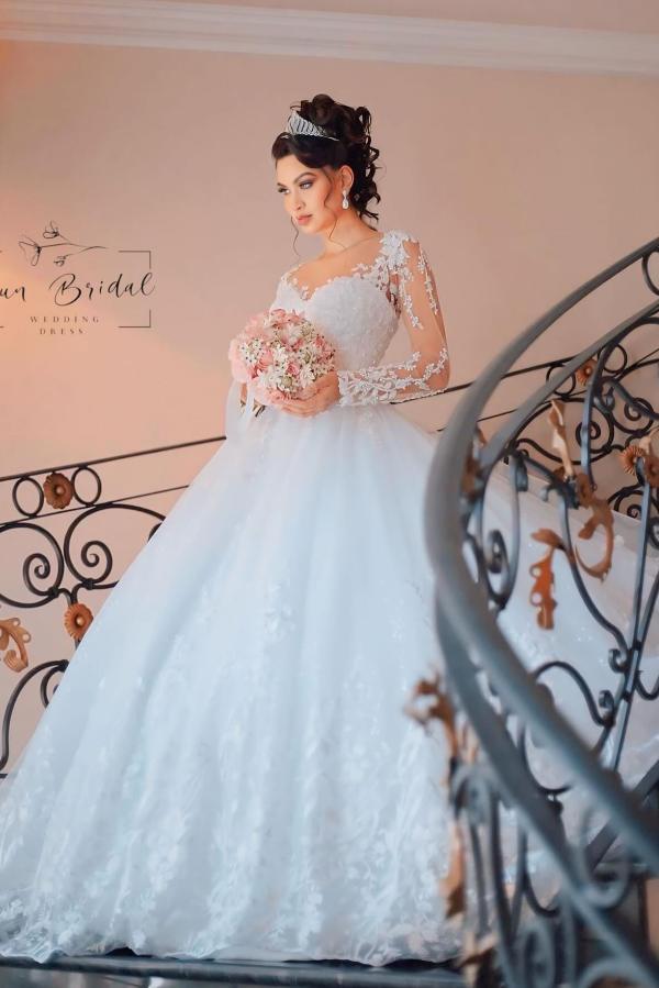 Schönes Brautkleid Prinzessin online Hochzeitskleider mit langen Ärmeln