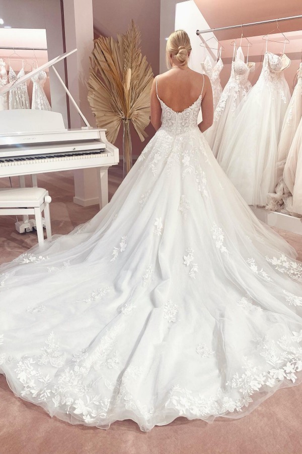 Designer Brautkleider mit Spitze | Hochzeitskleider A Linie online