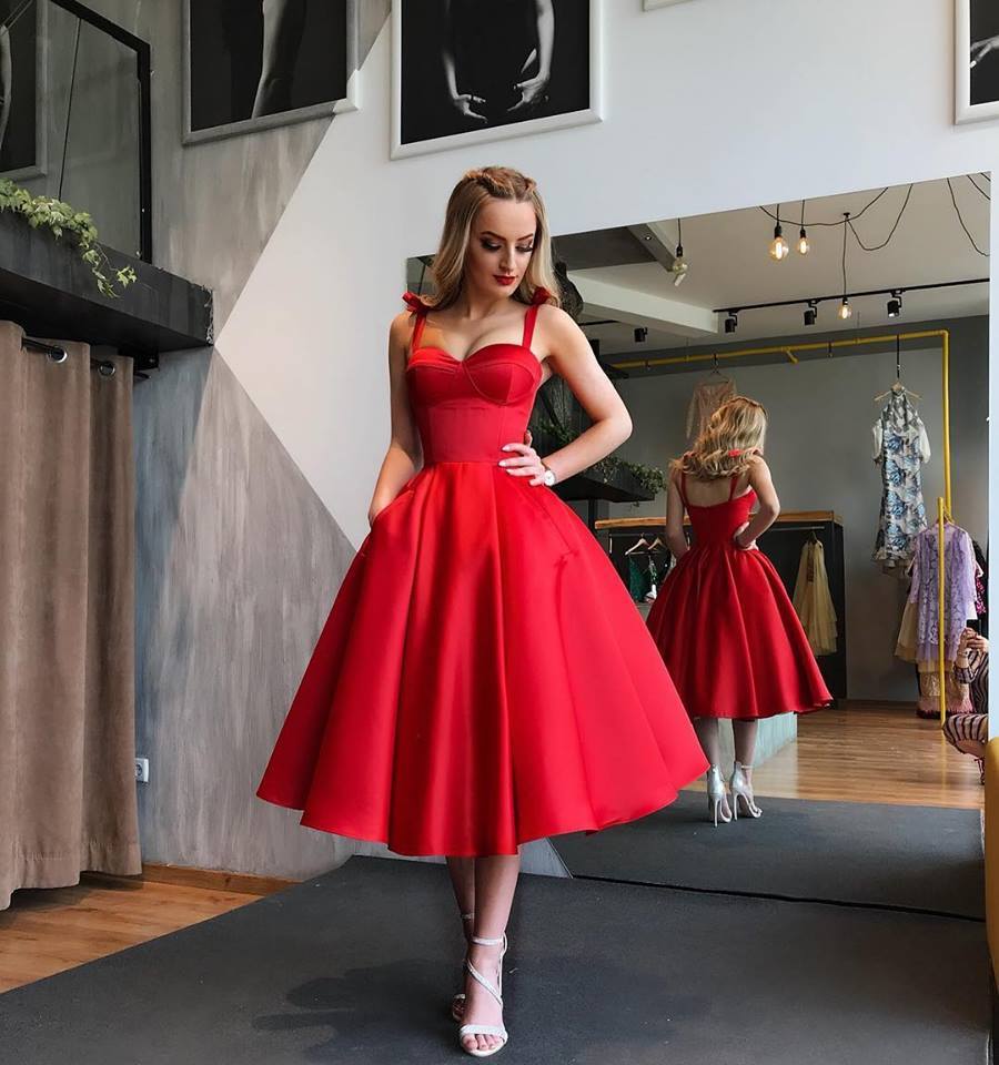 Elegante Rote Cocktailkleider Kurz A Linie Knielange Abiballkleider Abendmoden