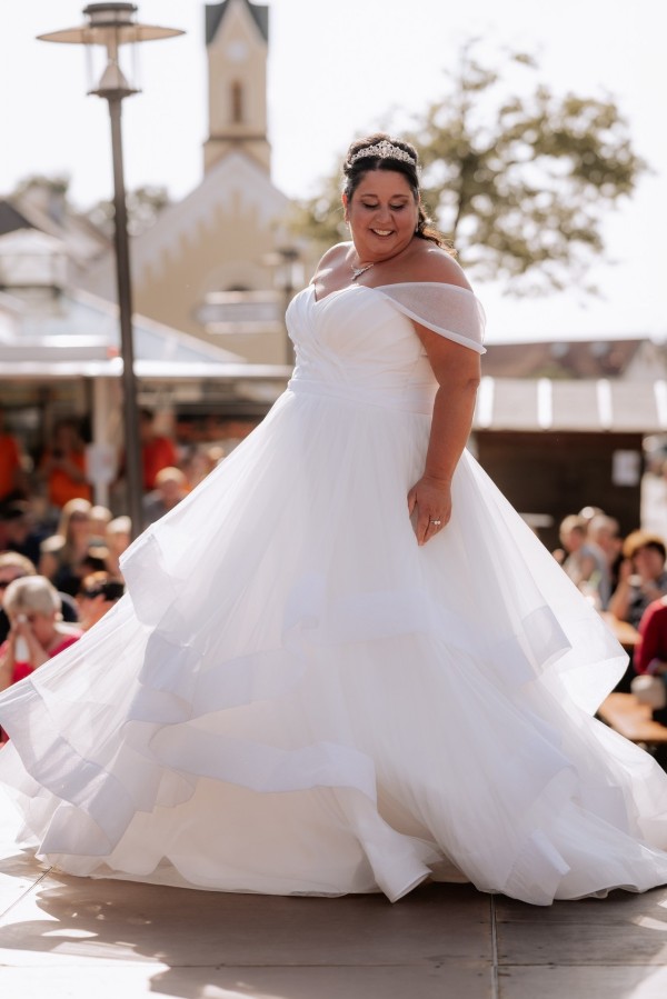 Designer Hochzeitskleider Große Größe A Linie Brautkleider Günstig
