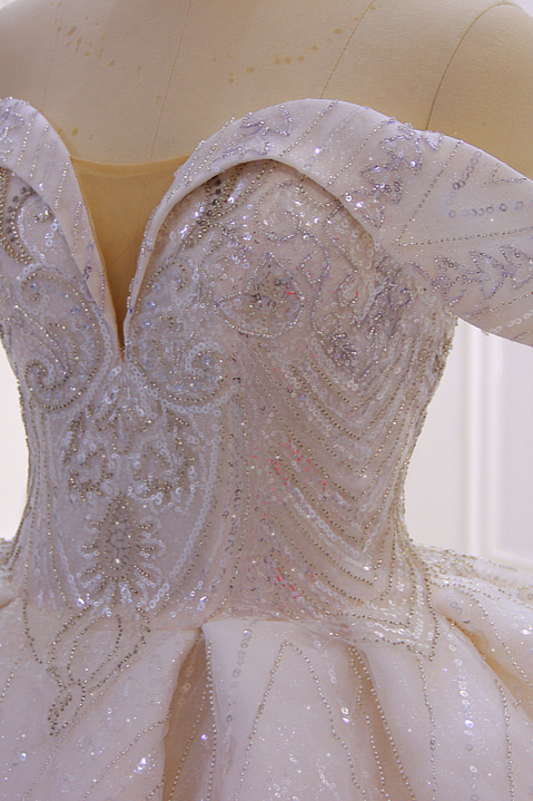 Hochzeitskleider Standesamt für Mollige | Brautkleider Prinzessin Luxus
