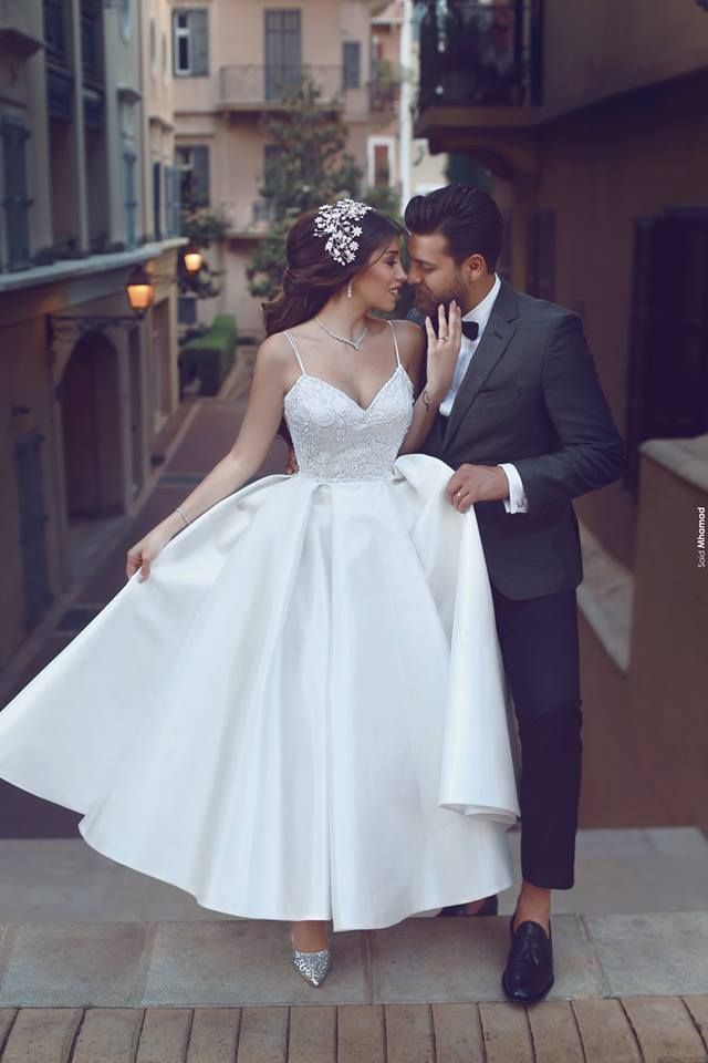 Günstige Hochzeitskleider Kurz A Linie Satin Brautkleider Online Zur Hochzeit