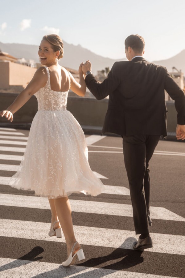 Moderne Hochzeitskleider Kurz Spitze A Linie Brautkleider Günstig