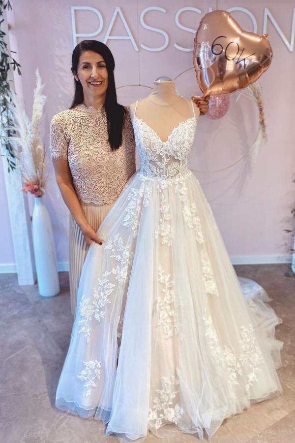 Schöne Hochzeitskleider A Linie Spitze | Brautkleider Günstig