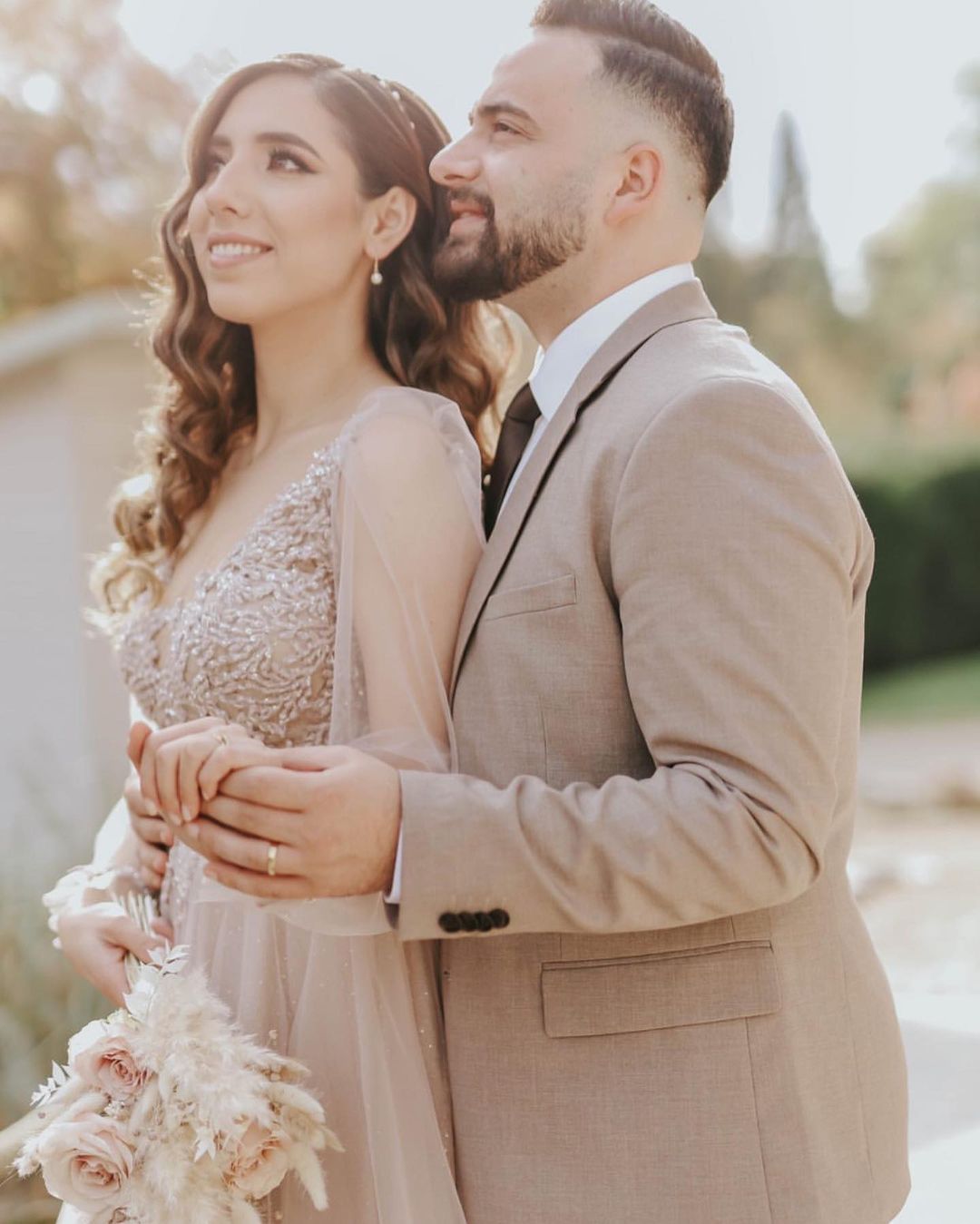 Schlichte Hochzeitskleider Mit Ärmel | Brautkleider mit Spitze-Misshow.de
