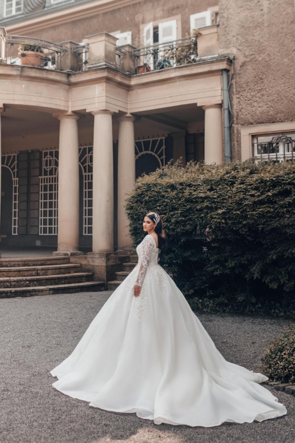 Luxus Hochzeitskleider Mit Ärmel | Prinzessin Brautkleider Spitze-Misshow.de