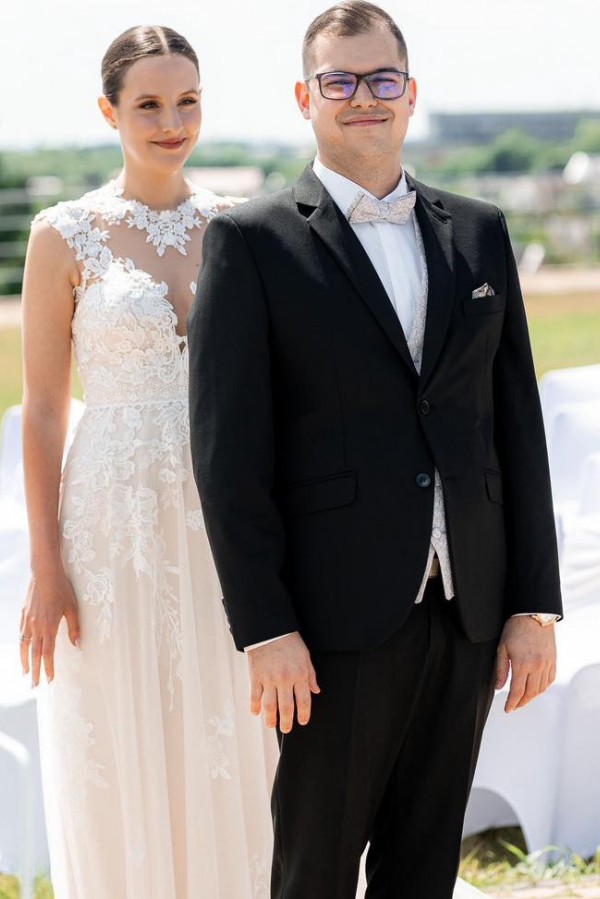 Schlichte Hochzeitskleider Spitze Boho Brautkleider Etuikleider