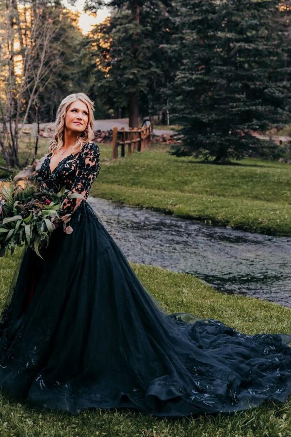 Designer Brautkleider A Linie Spitze | Schwarze Hochzeitskleider mit Ärmel-Misshow.de