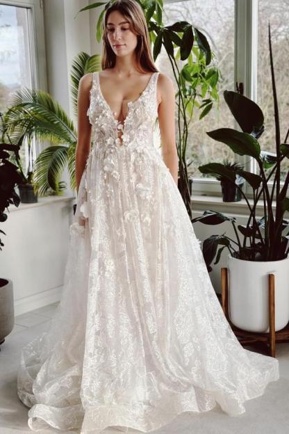 Wunderschöne Hochzeitskleider V Ausschnitt | Brautkleider A Linie Spitze