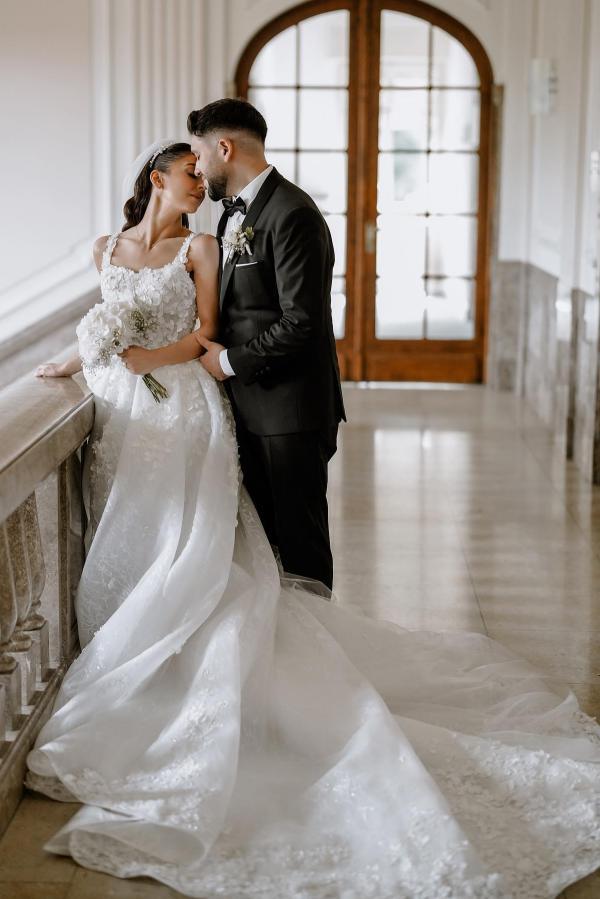Wunderschöne Brautkleider A Linie | Hochzeitskleider Spitze mit Blumen