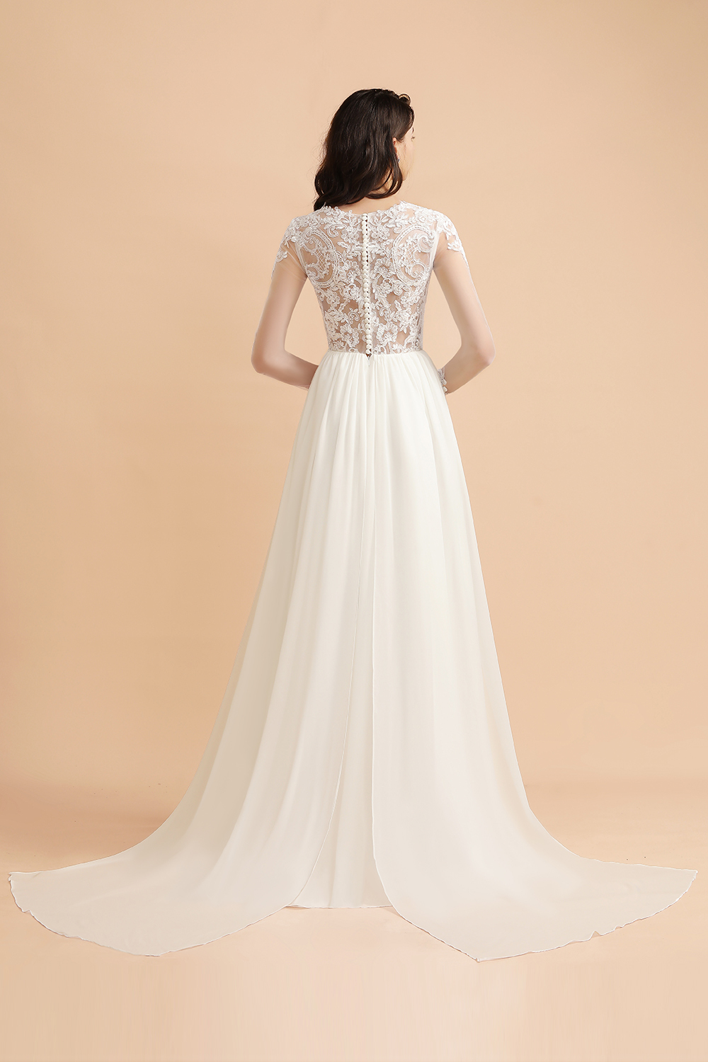 Schlichtes Brautkleid A Linie | Hochzeitskleider mit Ärmel