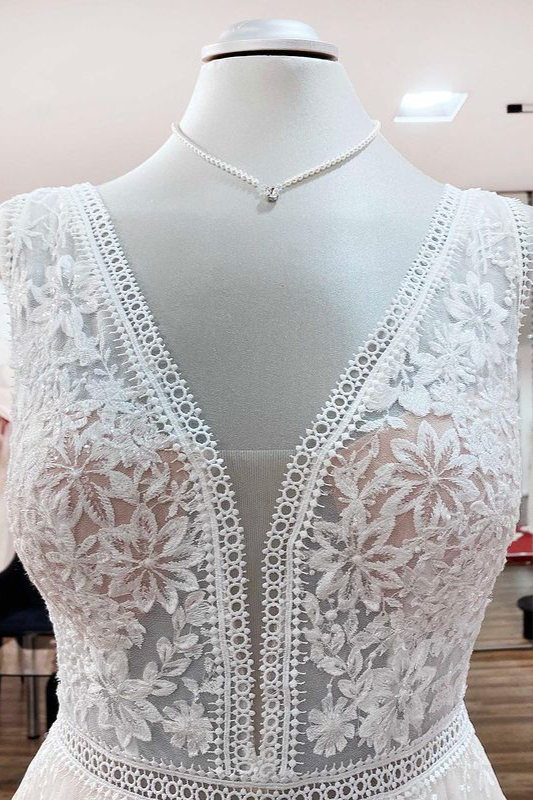 Brautkleider V Ausschnitt Mit Spitze | Creme Hochzeitskleider A Linie-Misshow.de