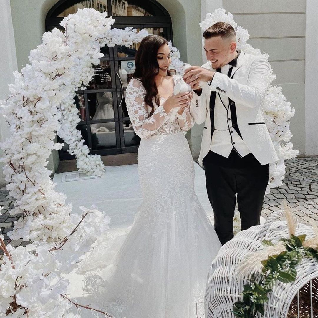 Brautkleider Mit Spitze | Hochzeitskleider Meerjungfrau mit Ärmel-Misshow.de