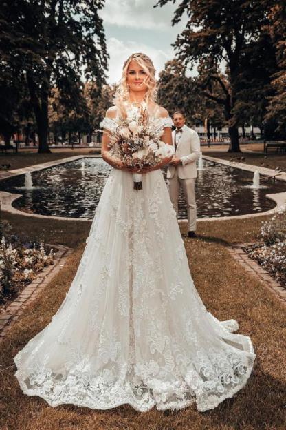Schöne Hochzeitskleider A Linie Spitze | Brautmoden Brautkleider Günstig