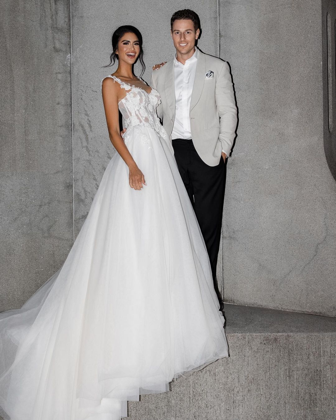 Modern Hochzeitskleider A Linie | Brautkleider mit Spitze-Misshow.de