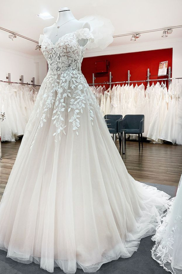 Elegante Brautkleider A Linie | Hochzeitskleider mit Spitze