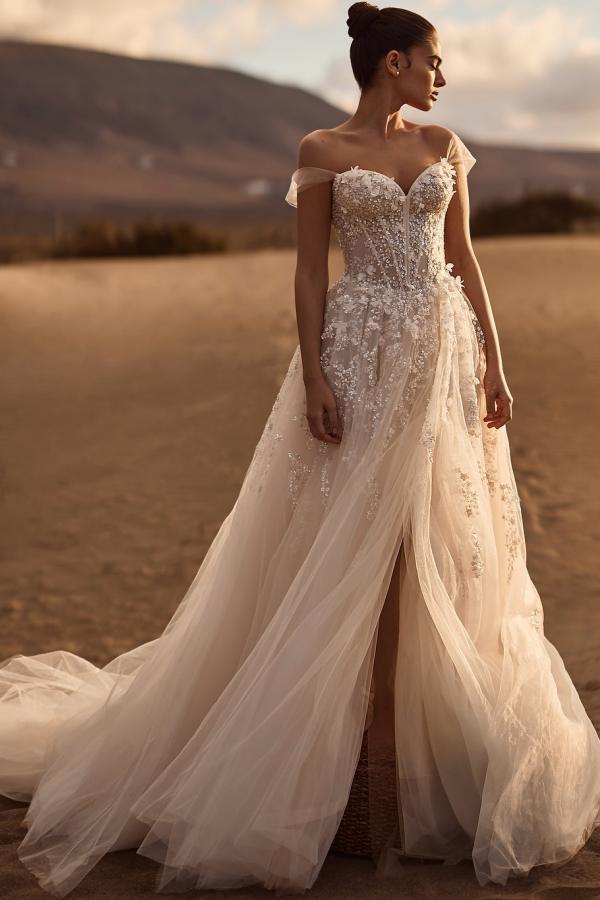 Wunderschöne Hochzeitskleider A Linie Spitze Brautkleider Mit Glitzer