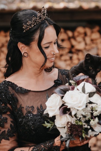 Gothic Hochzeitskleider A Linie Schwarz Glitzer Brautkleider Mit Spitze