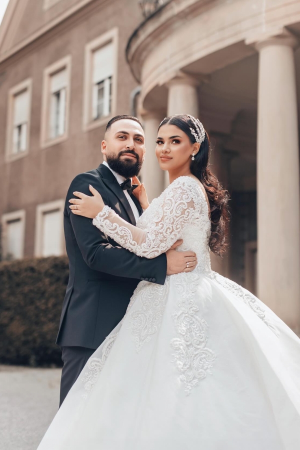 Luxus Hochzeitskleider Mit Ärmel | Prinzessin Brautkleider Spitze-Misshow.de
