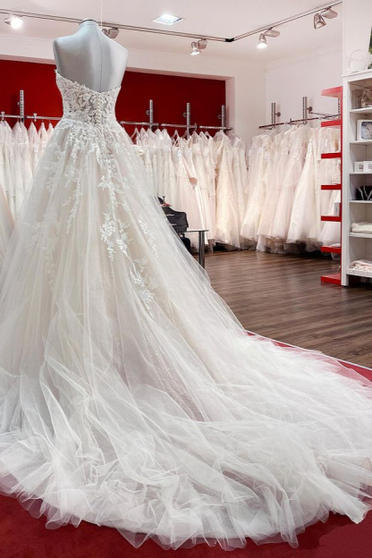 Designer Hochzeitskleider A Linie | Brautkleider mit Spitze