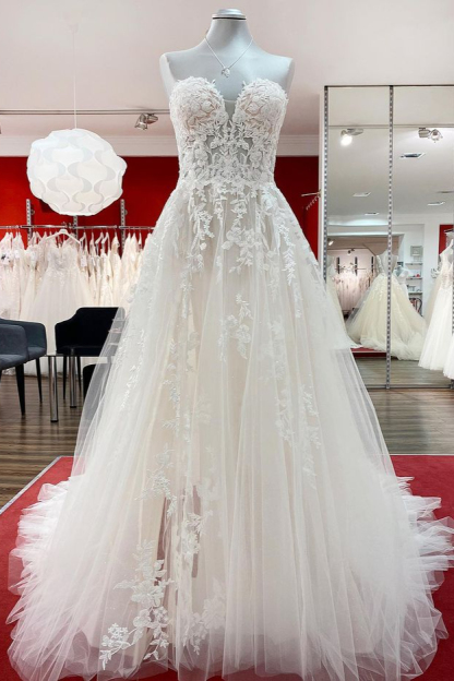 Designer Hochzeitskleider A Linie | Brautkleider mit Spitze
