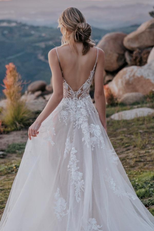 Moderne Hochzeitskleider mit Spitze | A-Linie Brautmode online-Misshow.de
