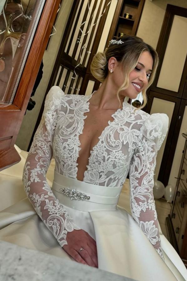 Vintage Brautkleid Prinzessin online Hochzeitskleider Spitze mit Ärmeln