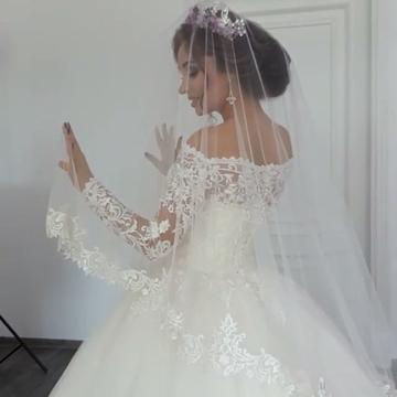 Elegante Weiße Brautkleider mit Ärmel Prinzessin Hochzeitskleider Spitze Günstig