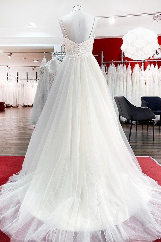Schönes Hochzeitskleid A Linie mit Spitze | Brautkleider Creme-Misshow.de