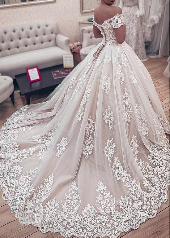 Wunderschöne Brautkleider Prinzessin | Hochzeitskleider Spitze Günstig-Misshow.de
