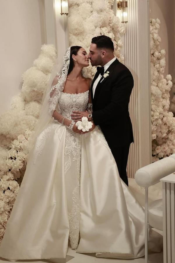 Designer Hochzeitskleider A Linie Spitze | Satin Brautkleider Online