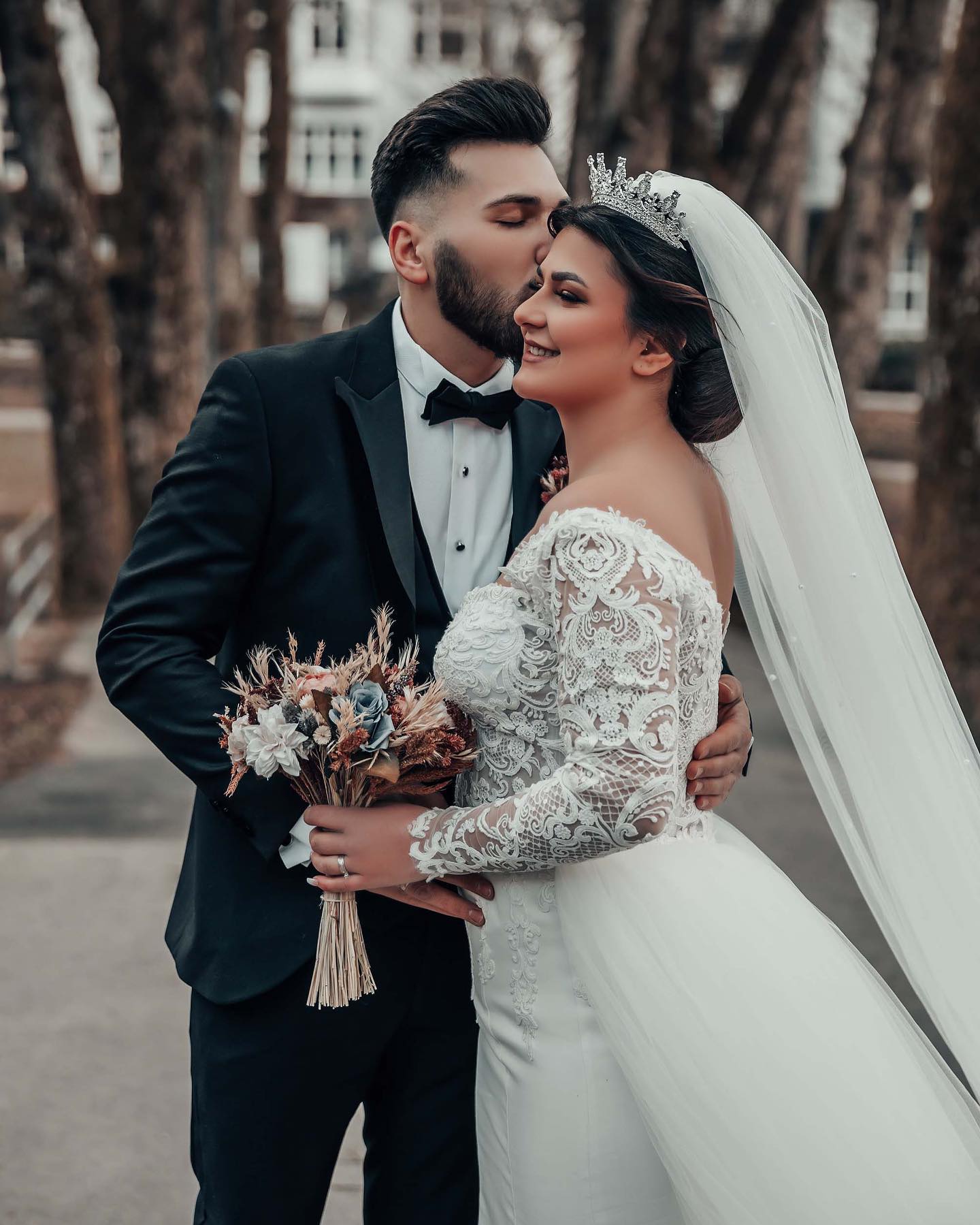 Designer Brautkleider mit Spitze | Hochzeitskleider Lang Ärmel
