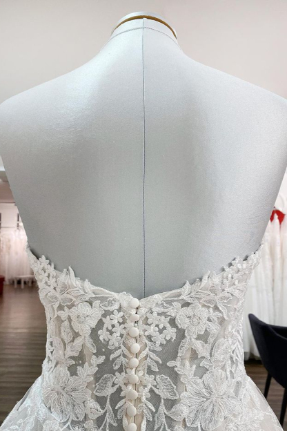 Designer Hochzeitskleider A Linie | Brautkleider mit Spitze