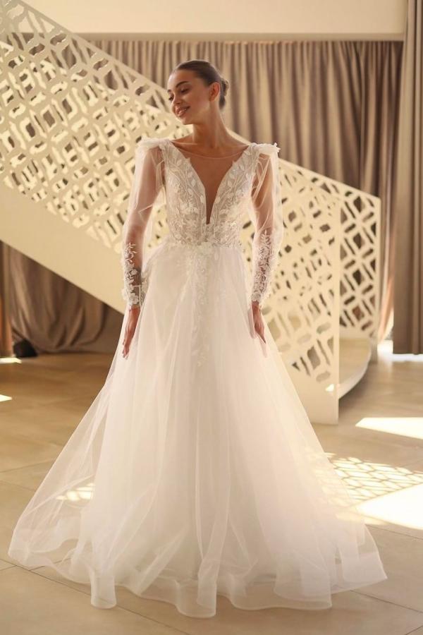 Wunderschöne Brautkleider V Ausschnitt | A Linie Hochzeitskleider mit Ärmel