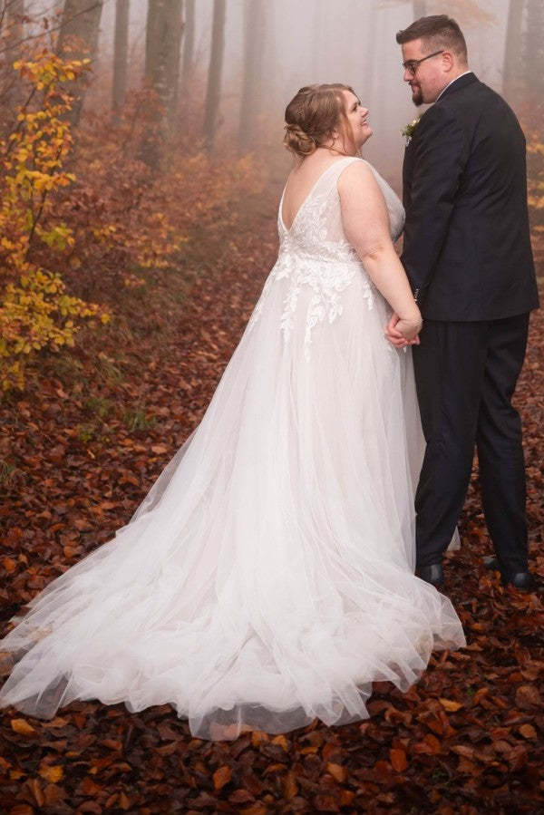 Boho Hochzeitskleider V Ausschnitt Tüll Brautkleider Große Größe