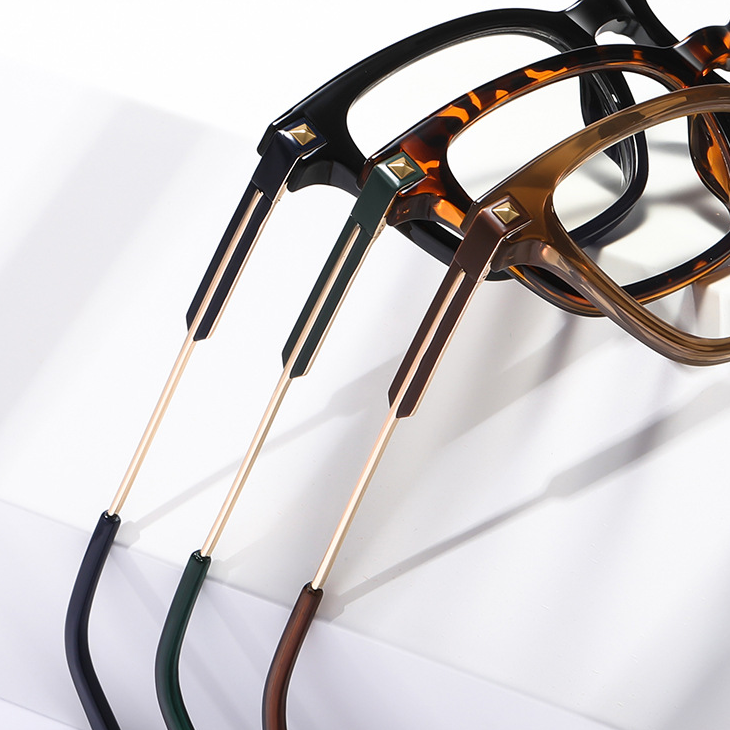 SQUARE METAL COLOR-CHANGING MULTIFOCAL READING GLASSES