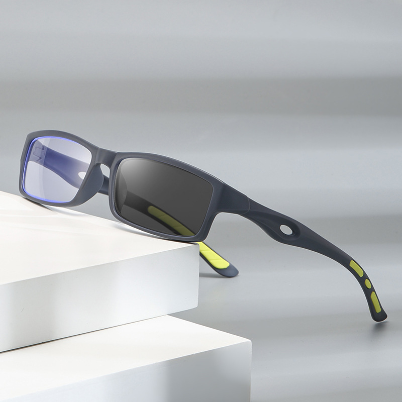 SPORTLICHE ULTRALEICHTE LESERBRILLEN